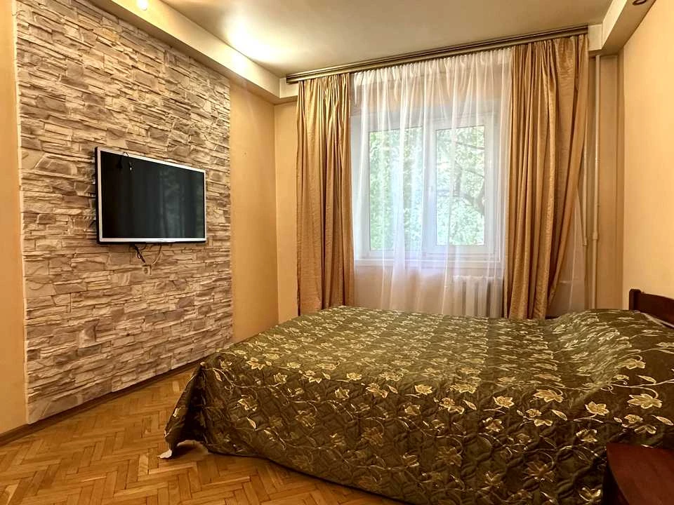 Квартира. Київ, Васильківська вул.