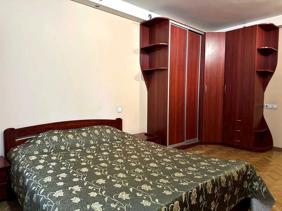 Квартира. Київ, Васильківська вул.