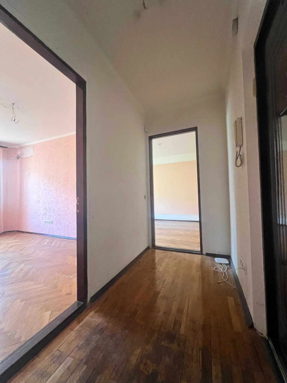 Продаж 2-ої квартири по пр. В.Івасюка 9 від Власника без ком