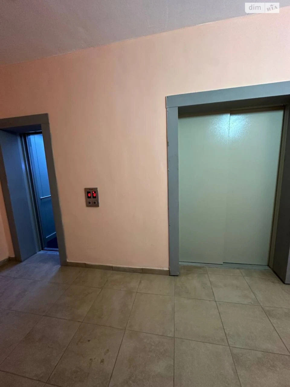 Продаж Квартира Південний