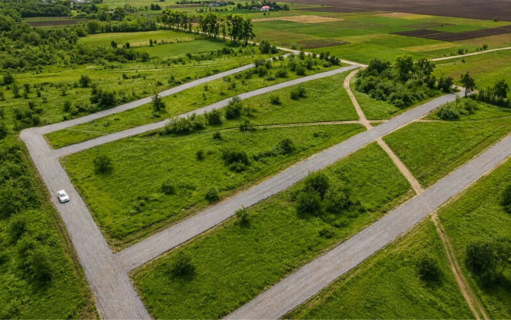 Земля на березі річки | Південний Буг | 8 сотих | Ліс, Вода,