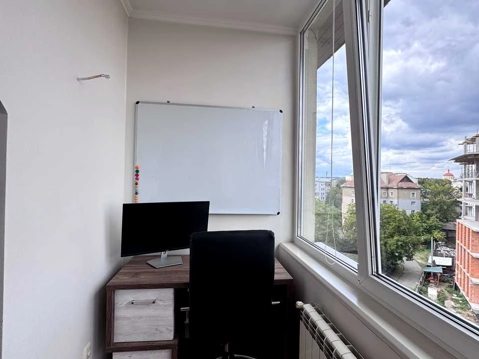 Квартира. Івано-Франківськ, Української Дивізії вул.