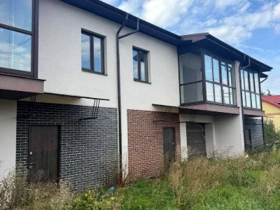Будинок. Івано-Франківськ, Євгена Коновальця вул.