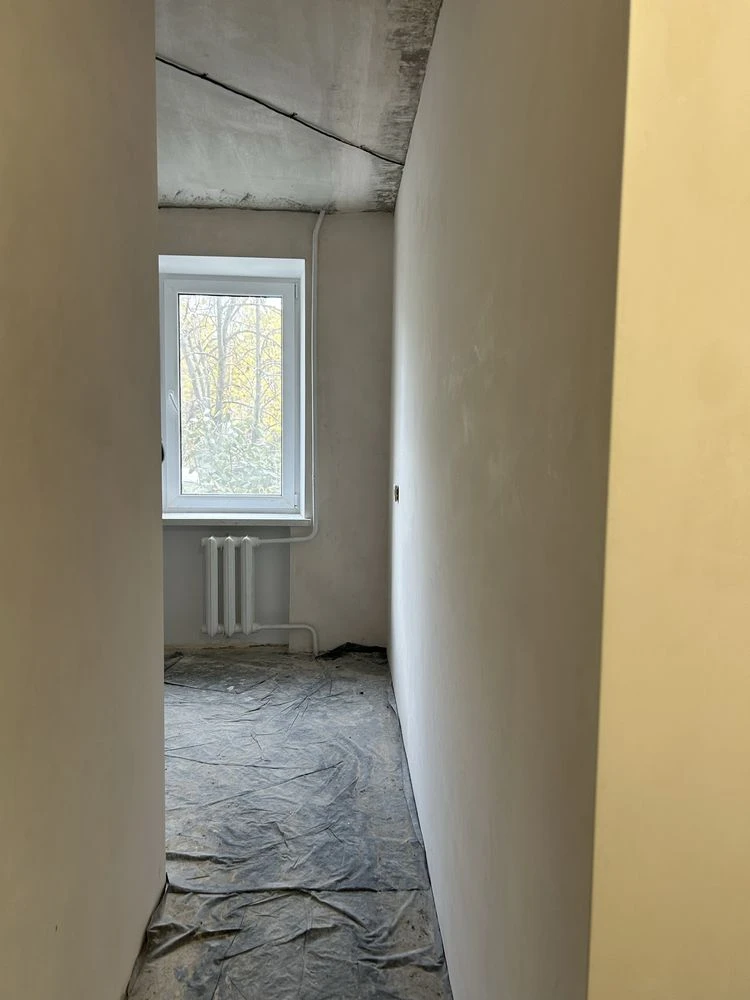 Продаю однокімнатну  квартиру