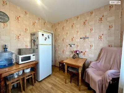 Продаж Квартира Масани