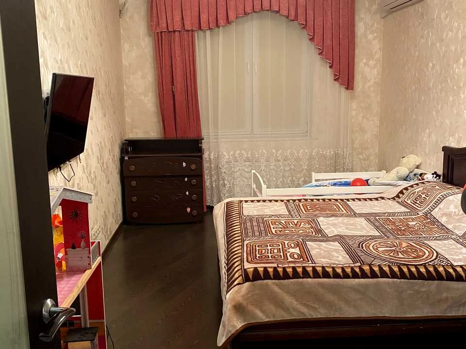 Квартира. Київ, Урлівська вул.