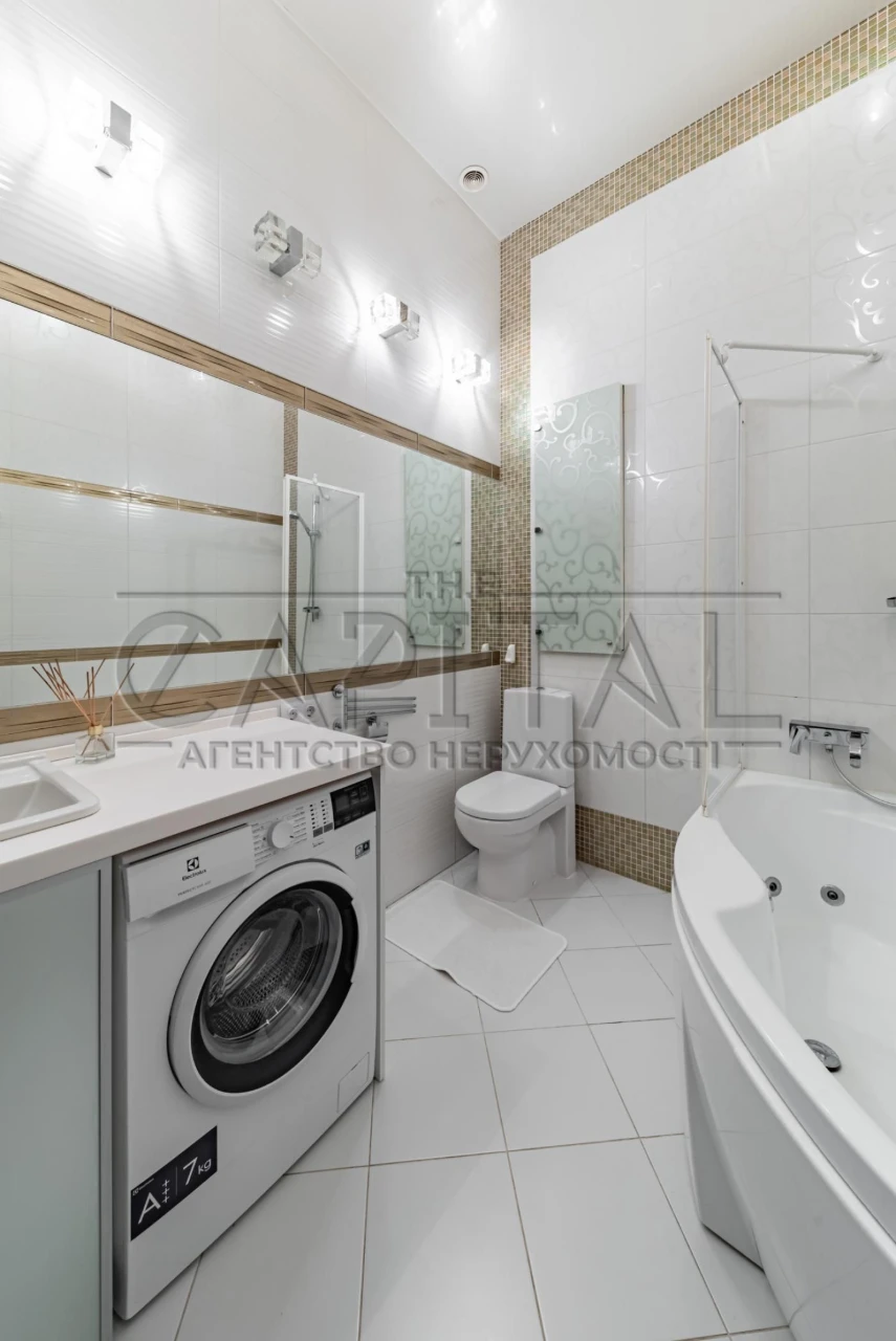 Продаж 2к квартири, вул. Велика Васильківська, Центр, Шевчен