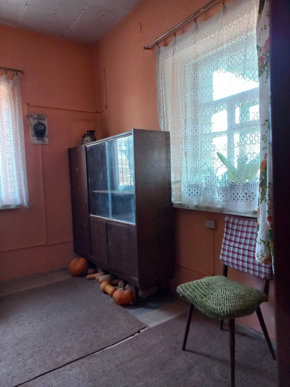 Продам частину будинку із земельною ділянкою в м. Полтаві