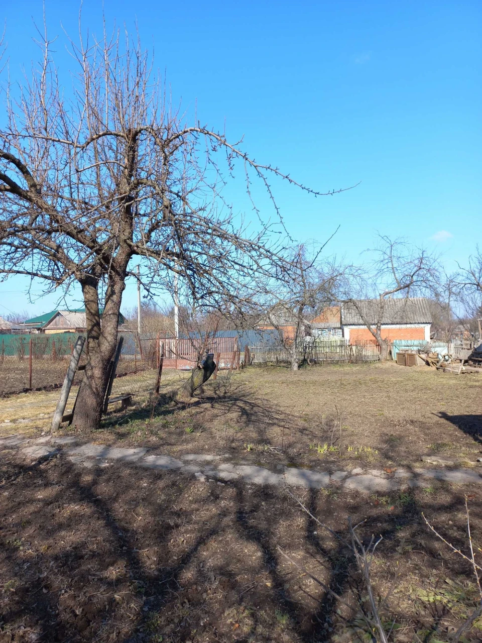 Продам частину будинку із земельною ділянкою в м. Полтаві