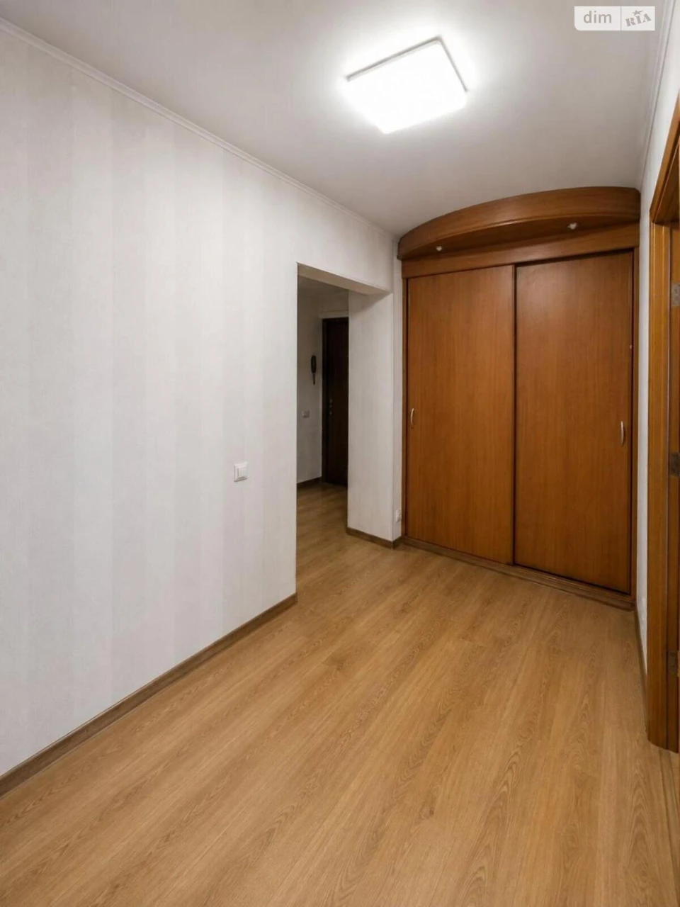 Продаж Квартира Рясне