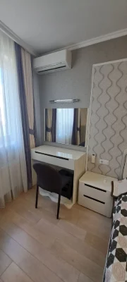 Продається світла, простора 3-х кімнатна квартира по вул. Аб