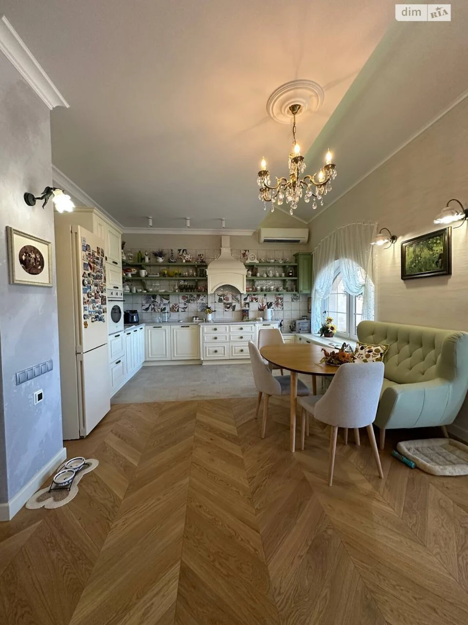 Продажа квартир Приморский.
