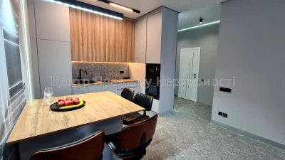 Продаж 1-кімн квартири, 19/25 пов, 57/40/17 м², Київ – чудов