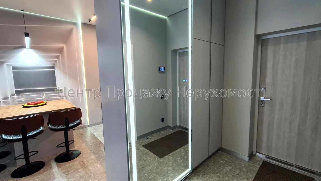 Продаж 1-кімн квартири, 19/25 пов, 57/40/17 м², Київ – чудов