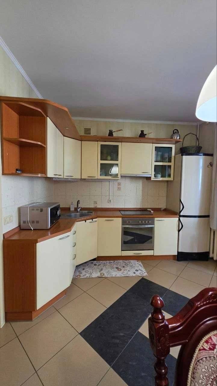 3-х комнатная квартира на Казакова (проспект Гагарина)
