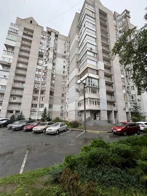 3-х комнатная квартира на Казакова (проспект Гагарина)