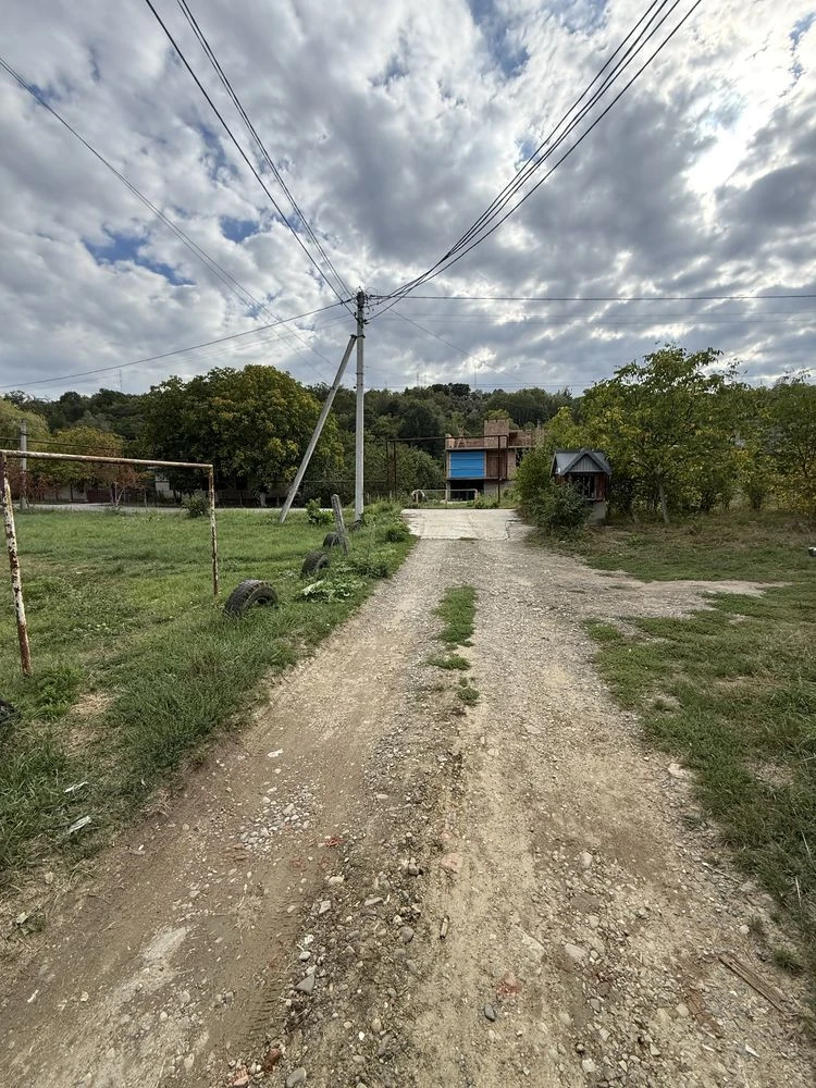 Продаж земельної ділянки по вул. Кельменецькій, кінцева (Рош