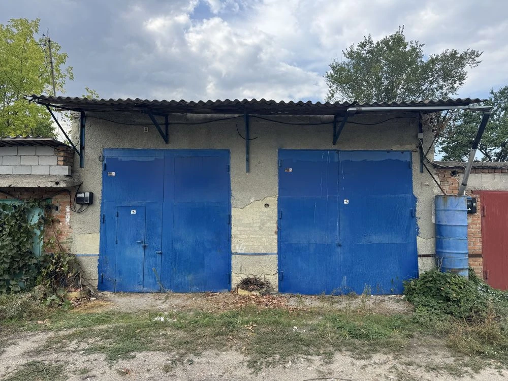 продається гарж кооператив «Мрія» район Жадова