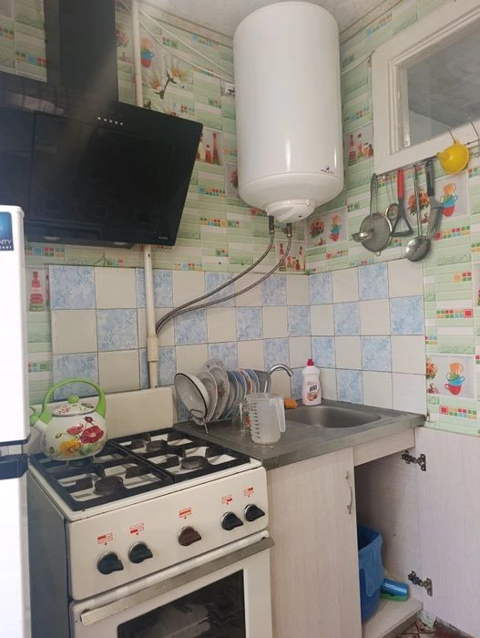 РЕАЛЬНА 1к малосімейка ж/м Червоний камінь