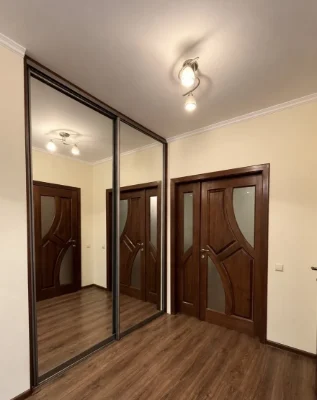 Продаж квартири 52 кв м новобудова ремонт Кульпарківська