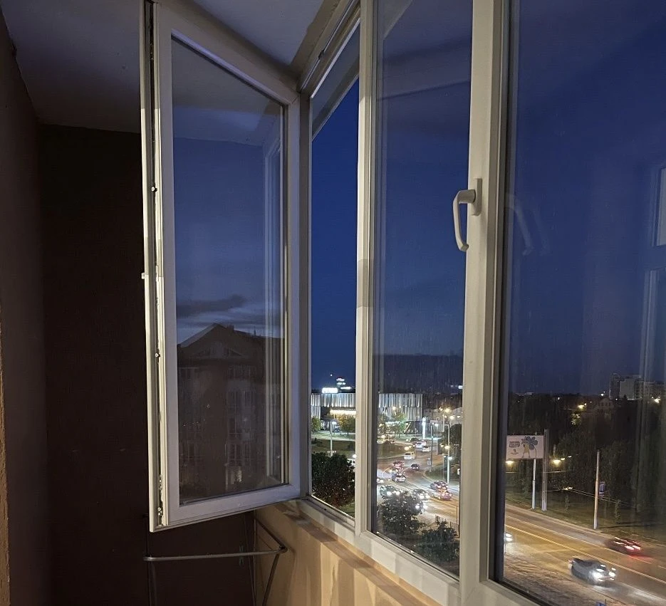 Продаж квартири 52 кв м новобудова ремонт Кульпарківська