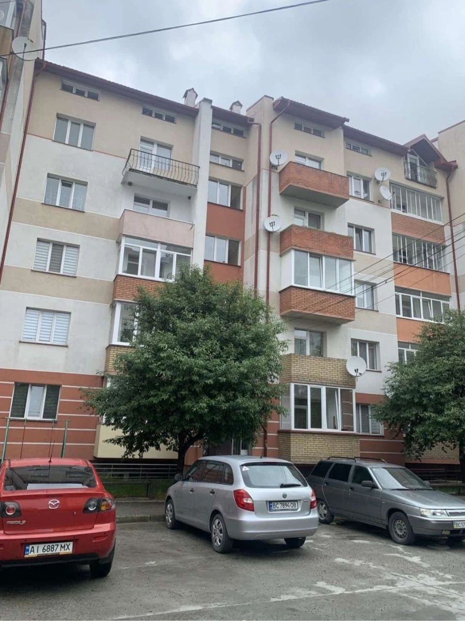 Продаж 2 кім.квартири новобудова ремонт меблі передмістя Льв