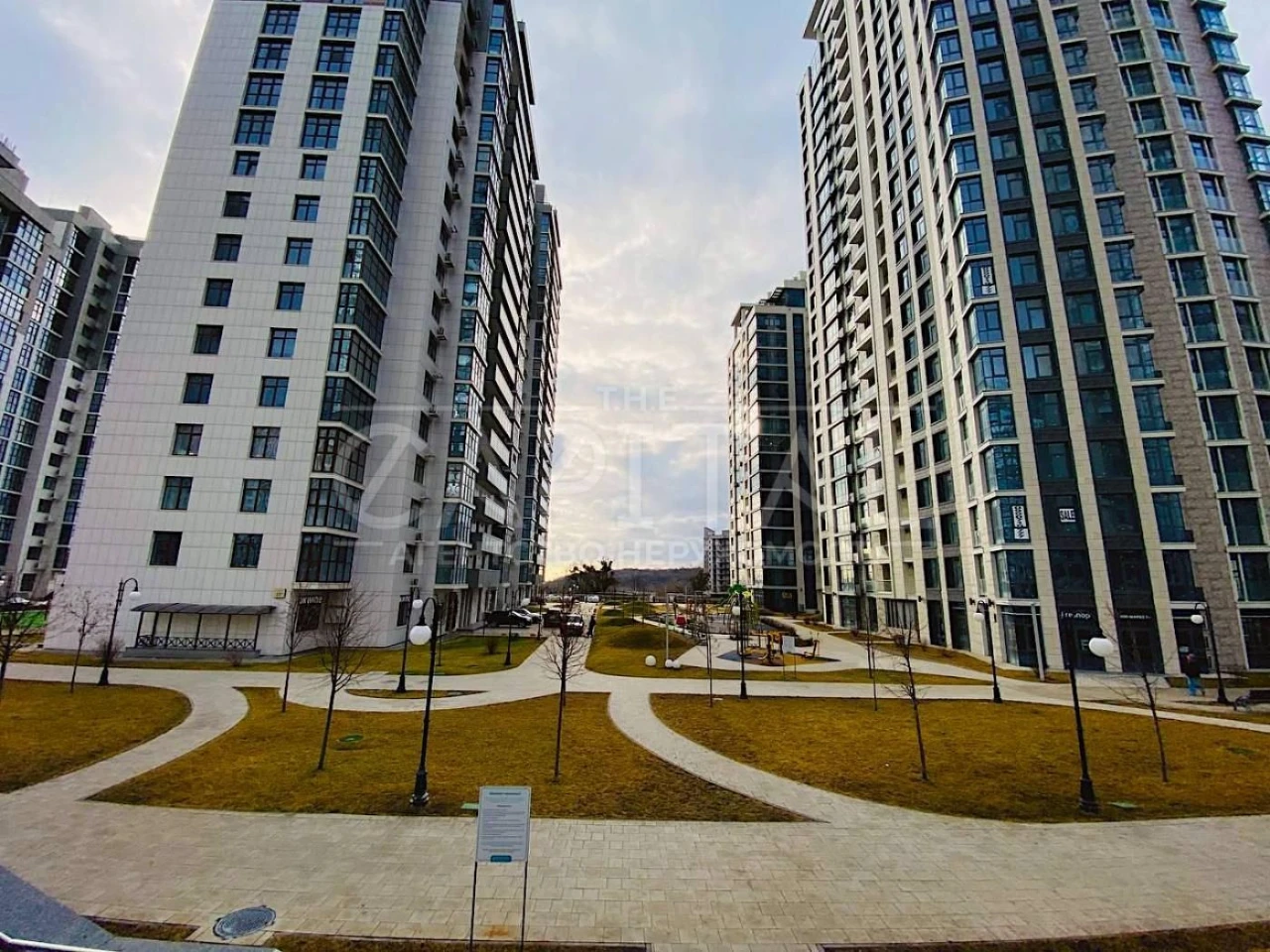 Продаж квартири, ЖК Новопечерські Липки, Драгомирова, Верхог