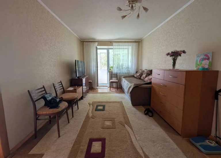 Продам 2к квартиру на пр-т. Дмитрия Яворницкого 4! Нагорка,