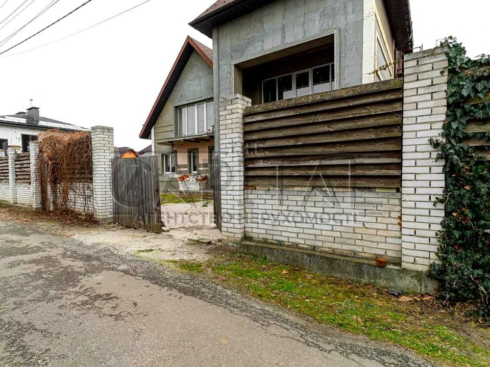 Будинок. Київ, Вишнева вул.