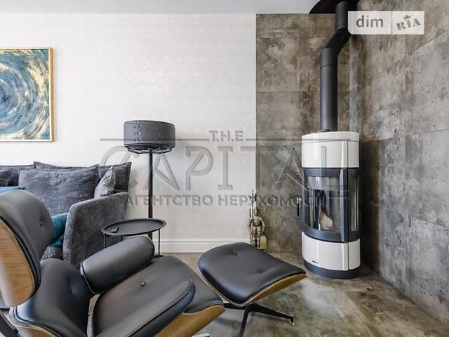 Sale of 3-room apartment 100 sq. m on Beresteyskyi Avenue 67G • I