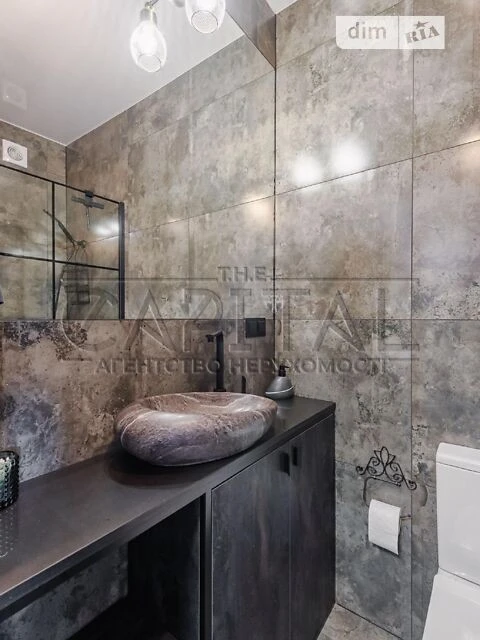 Sale of 3-room apartment 100 sq. m on Beresteyskyi Avenue 67G • I