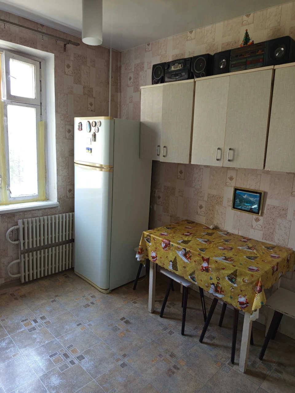 Продам 1 квартиру " чешку" низ проспекта О.Поля