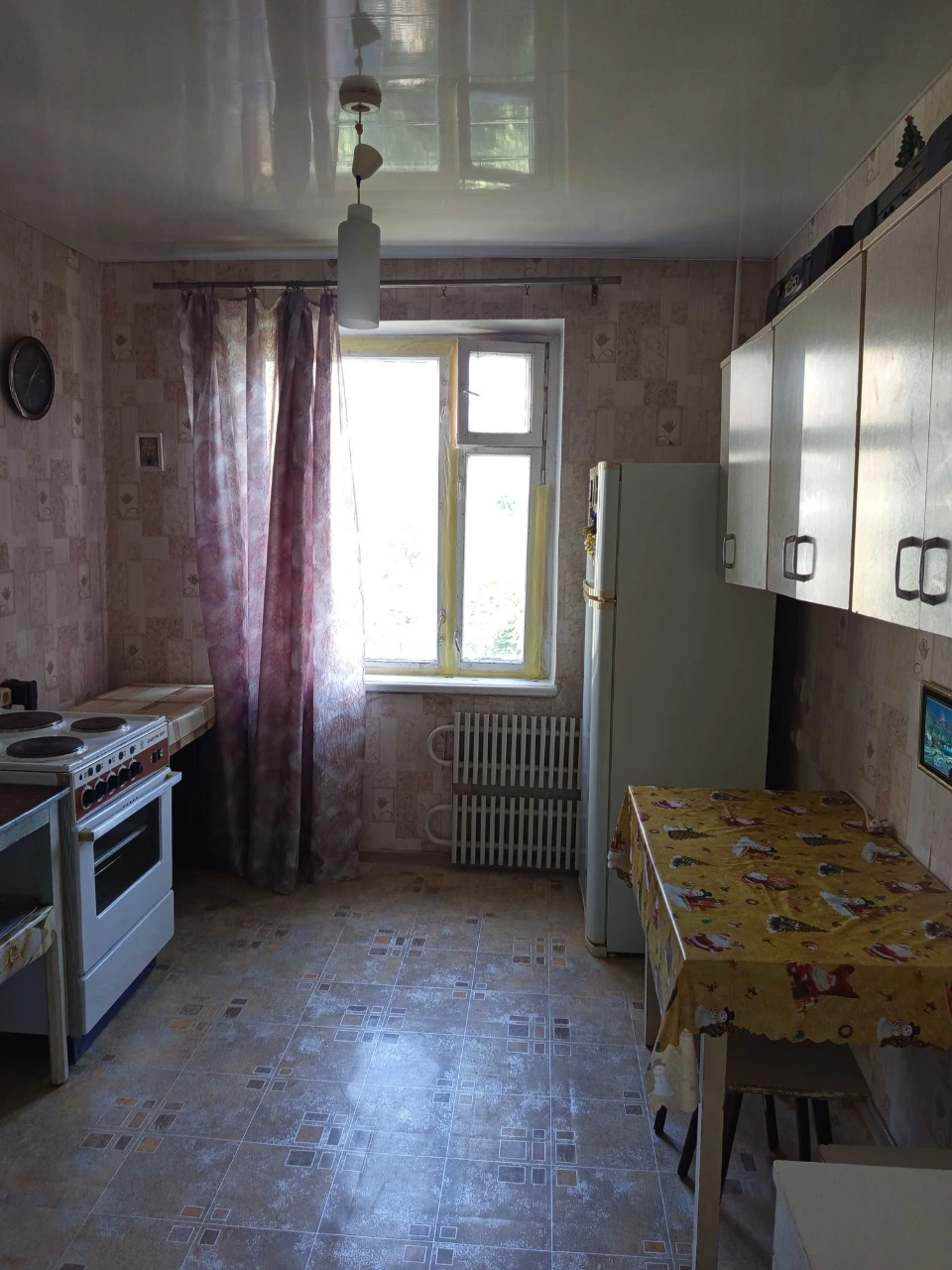 Продам 1 квартиру " чешку" низ проспекта О.Поля