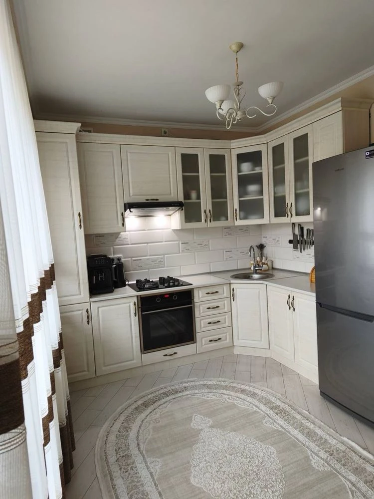 Продаж 2 к квартири 64 м2.  Боздош