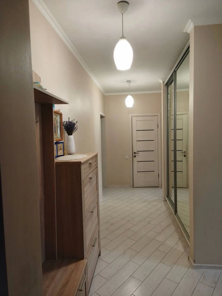 Продаж 2 к квартири 64 м2.  Боздош