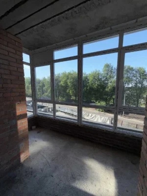 продам 3 кімнатну квартиру в новобудові
