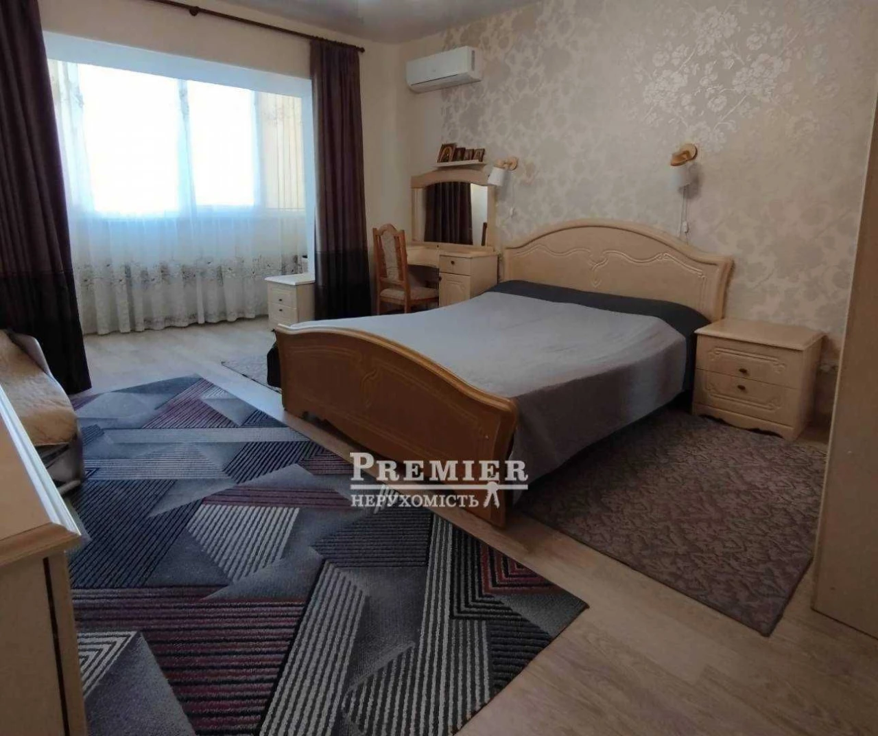 Продам 2-х кімнатну квартиру на Марсельській