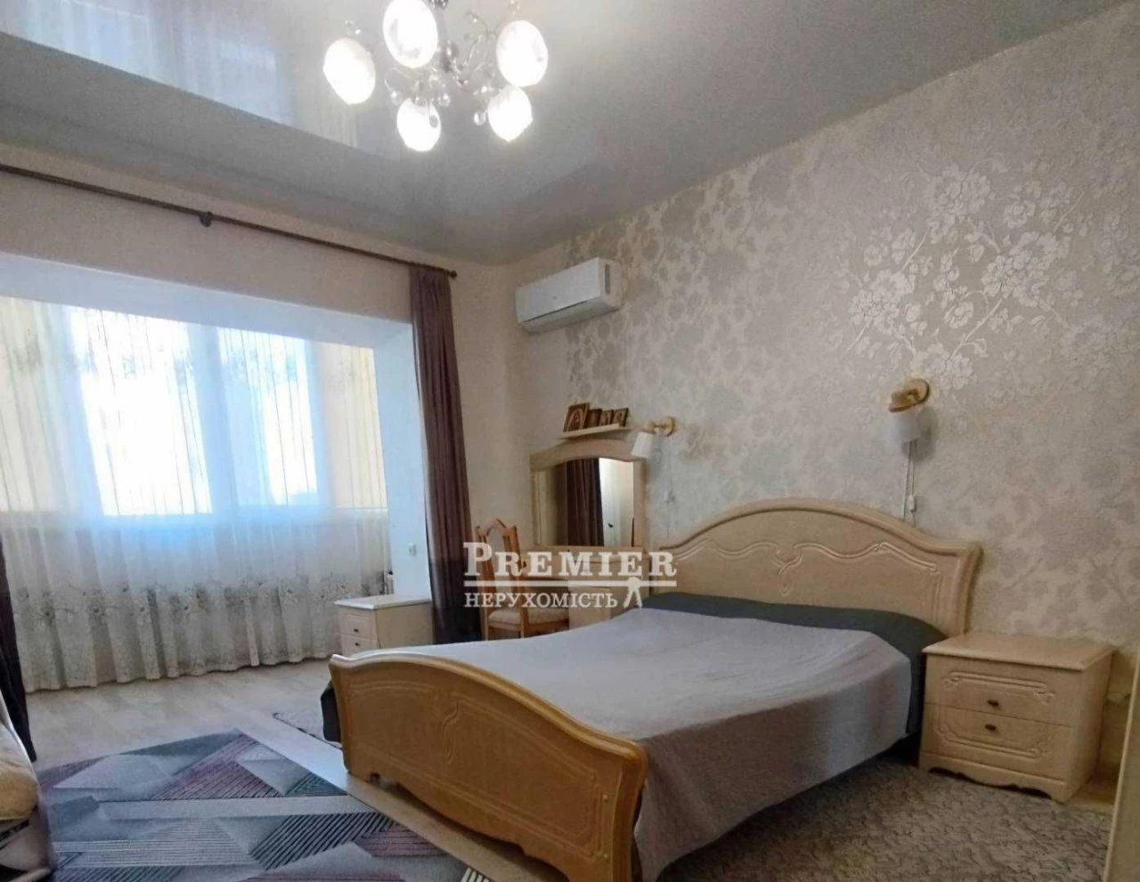 Продам 2-х кімнатну квартиру на Марсельській