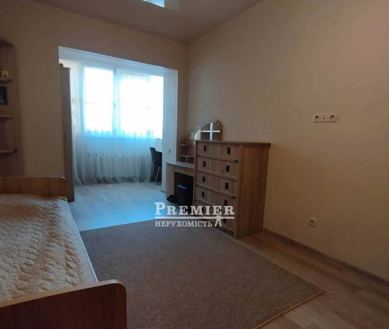 Продам 2-х кімнатну квартиру на Марсельській