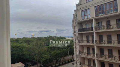 Продам квартиру з  ремонтом та видом моря + газовим котлом