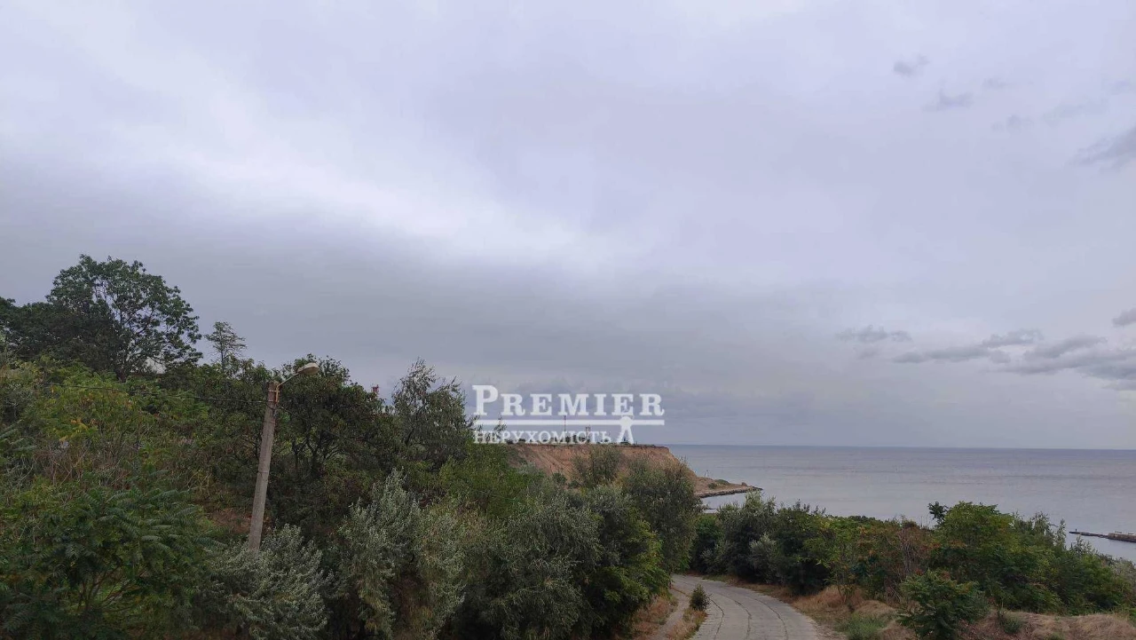 Продам квартиру з  ремонтом та видом моря + газовим котлом
