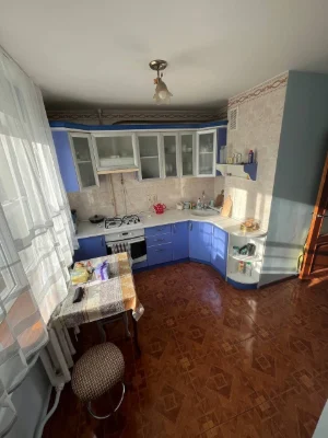 Продам трикімнатну квартиру