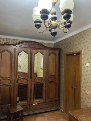 Продам 2х кімн. Сегедська/Армійська (Незалежності) (365-828)