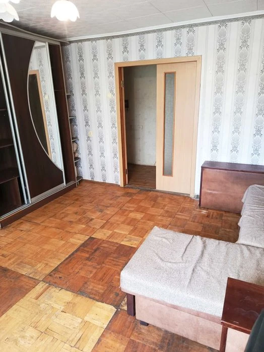 3 комн квартиру на Добровольского по приятной цене