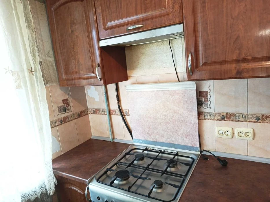 3 комн квартиру на Добровольского по приятной цене