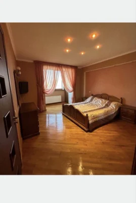 Продаж просторої 4-кімнатної квартири в Житомирі | 105,7 м²