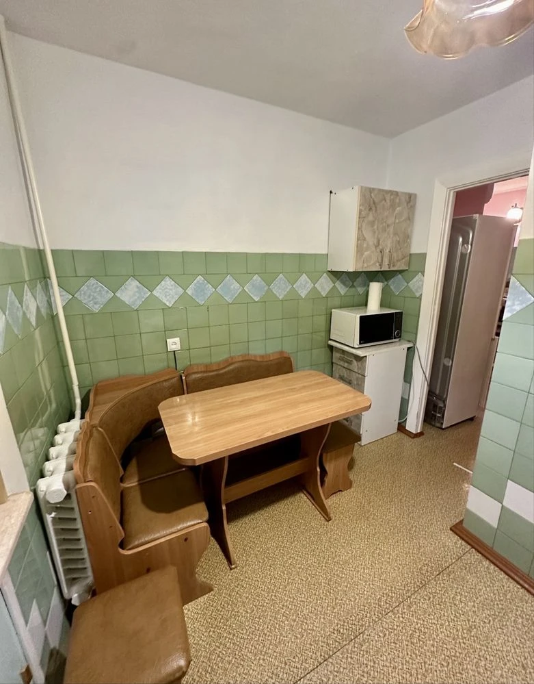 Продаж 3 кімнатої квартири пр. Миру зупинка Театральна