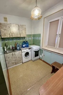 Продаж 3 кімнатої квартири пр. Миру зупинка Театральна