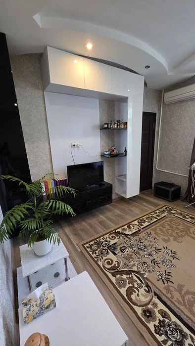 I will sell a 3-room apartment in Pridneprovsk.