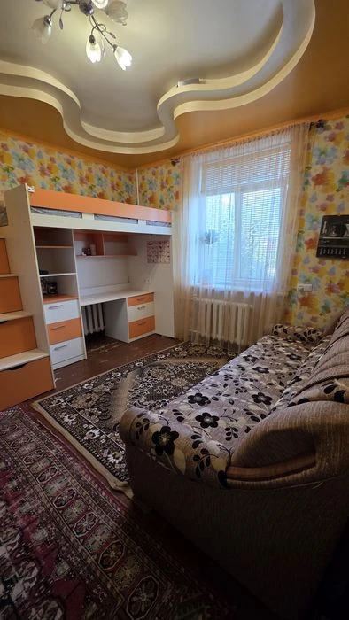 I will sell a 3-room apartment in Pridneprovsk.